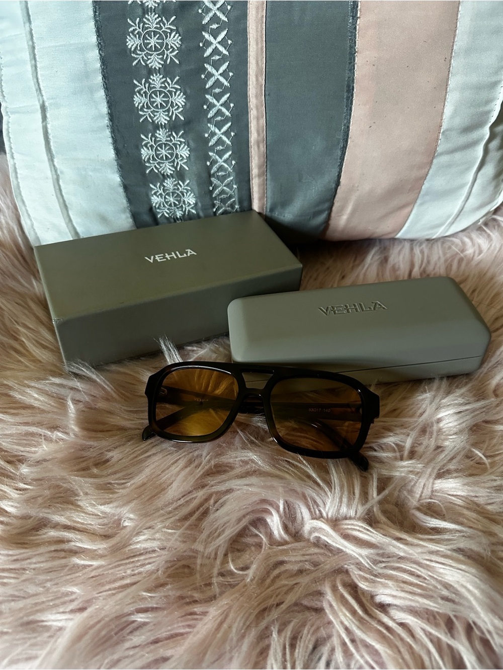 VEHLA Dixie Sunglasses